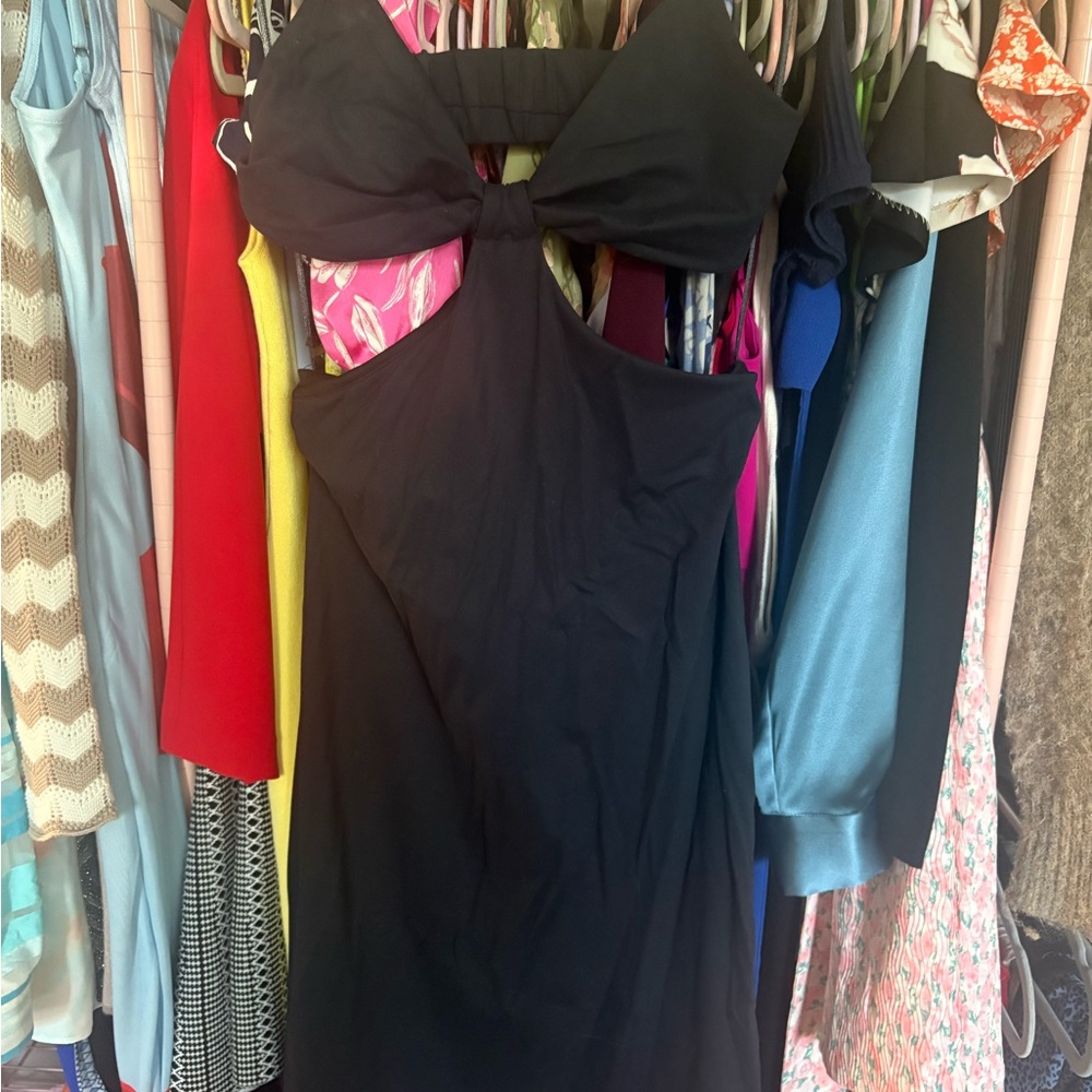 Elegant Black Bow-Tie Dress